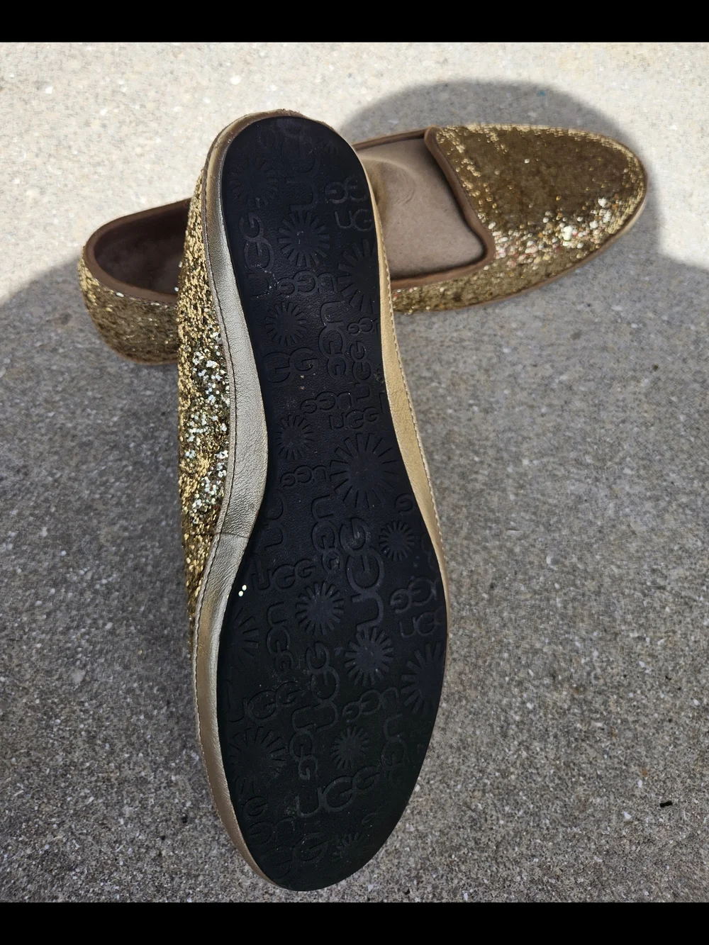 Ugg 1003225 Women's Gold Sparkly Flats Size 9 US 7.5 UK 40 EUR